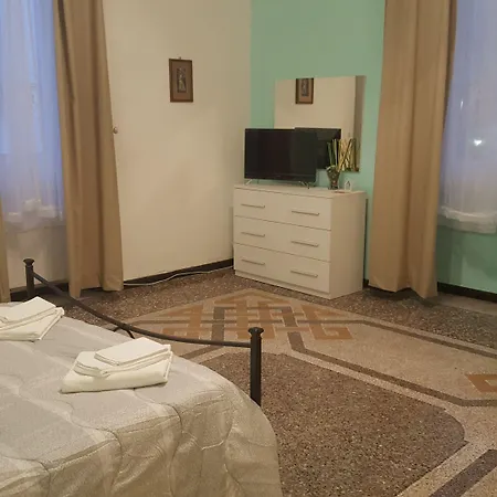 Πανσιόν Royal Γένοβα