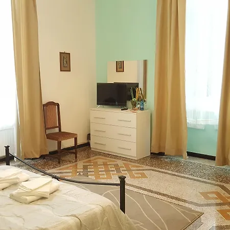 بيت ضيافة Royal