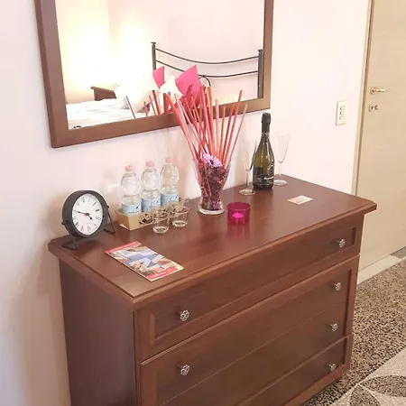 Royal Guest house Genoa