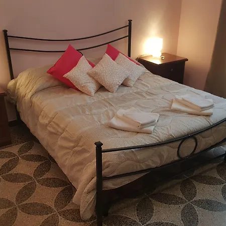 ゲストハウス Royal